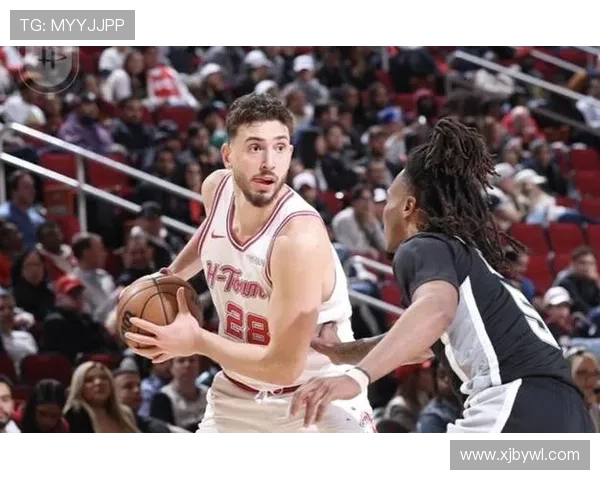 乌度卡称赞KD申京末节配合缺防守